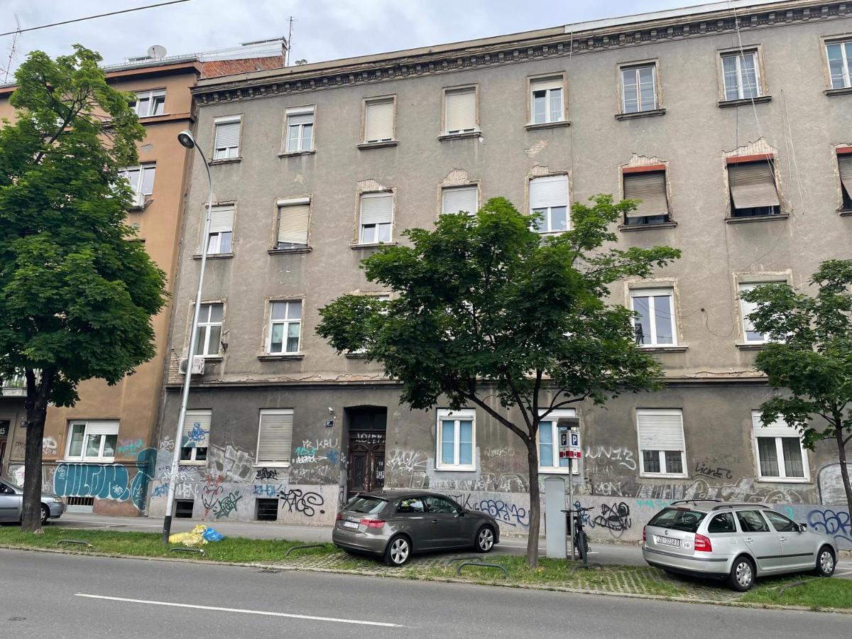 Charming And Cozy Apartment In Center Of Zágráb Kültér fotó